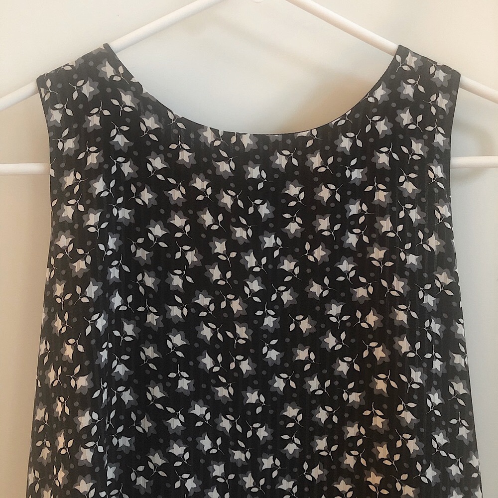 LOFT Sleeveless Top